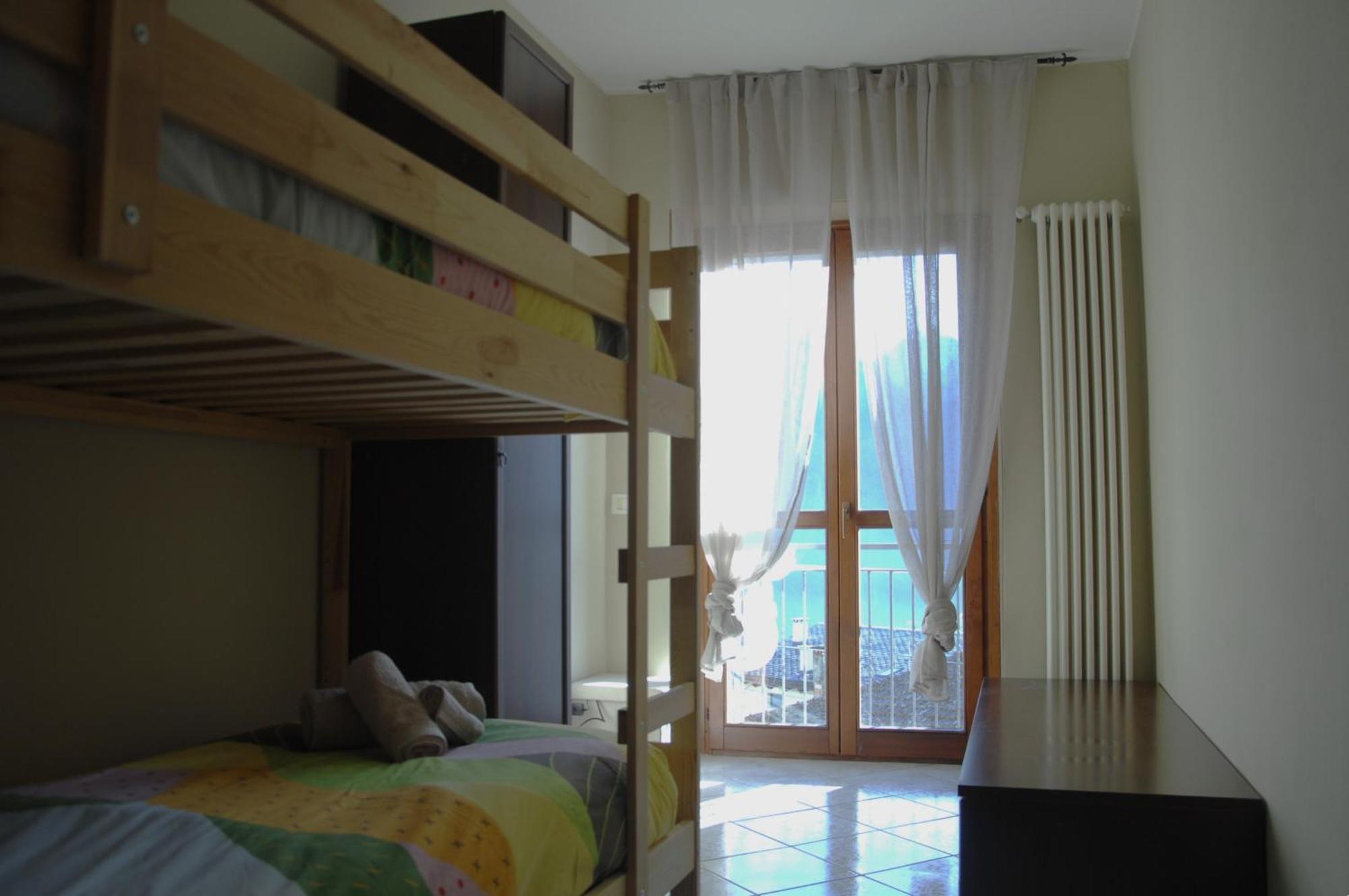 Typical Apartment In Valtellina Sondrio Exterior photo